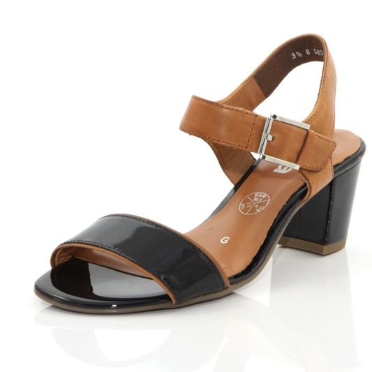 ara sandals