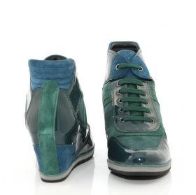 Дишащи Дамски обувки GEOX D2454A 06621 C4347 на платформа с връзки