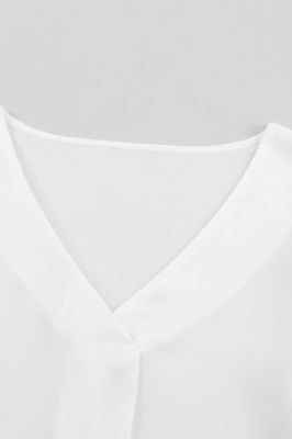 Дамска блуза с ефектни ръкави на точки, Бяла