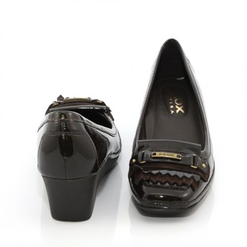 Дишащи Дамски обувки GEOX D83N6A 00066 C6009 на платформа -  кафяви