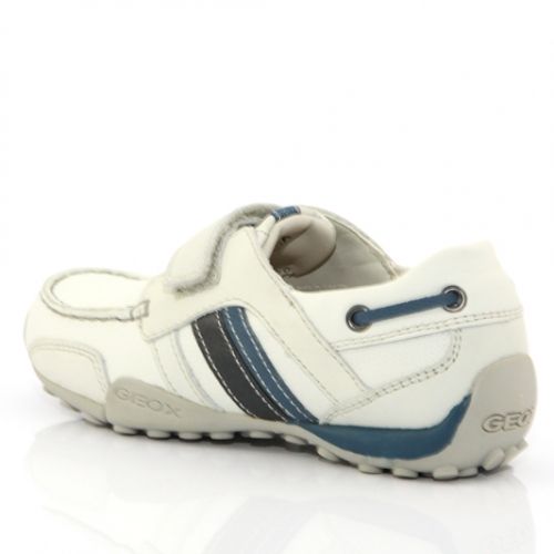 Дишащи Детски мокасини GEOX J3216E 04332 C1167 - бели