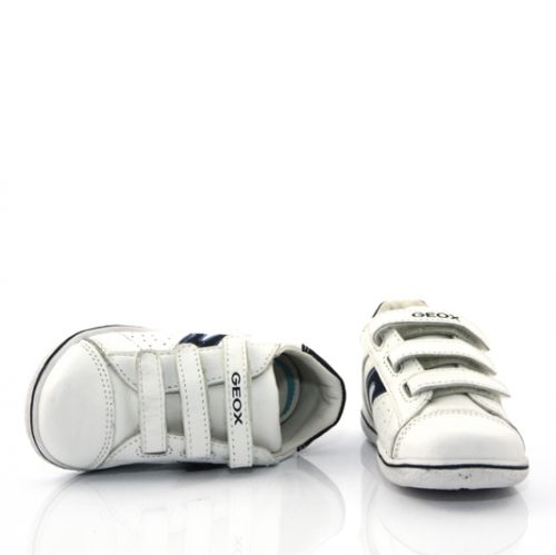 Дишащи Бебешки обувки GEOX B2237B 00043 C0006 - бели със синьо