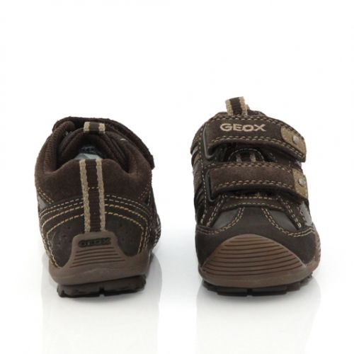 Детски обувки GEOX B0324C 05423 C0021 - кафяви с лепки