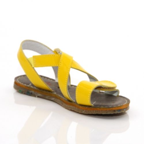Детски сандали за момиче Superfit 0-00185-30, Жълти
