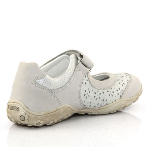 Дишащи Балерини GEOX J22C1S 0EGCL C1010 - бежови
