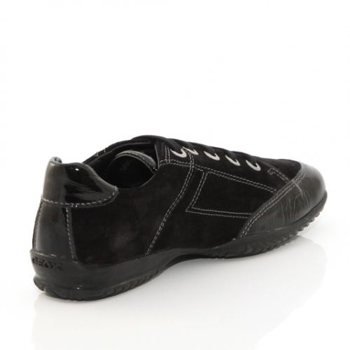 Дишащи Дамски спортни обувки GEOX D0346B 02266 C9999 - велурени с връзки