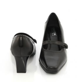 Дишащи Дамски обувки GEOX D93S9G 00049 C9999 - черни
