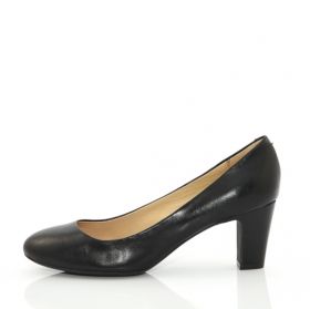 Черни дамски обувки. Кожени дамски обувки. Обувки от естествена кожа. 39 номер обувки. Официални обувки. Елегантни обувки. Италиански маркови обувки за жени. Дамски токчета.