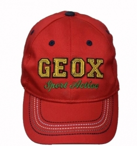 Детска шапка с козирка Geox K8160, Червена
