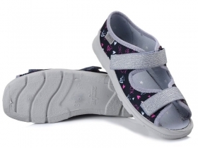 BEFADO MAX 969Y144 Детски сандали за момиче от текстил, Принт на сърчица