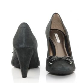 Дишащи Дамски обувки GEOX D03N5T 00021 C9004 от сив велур